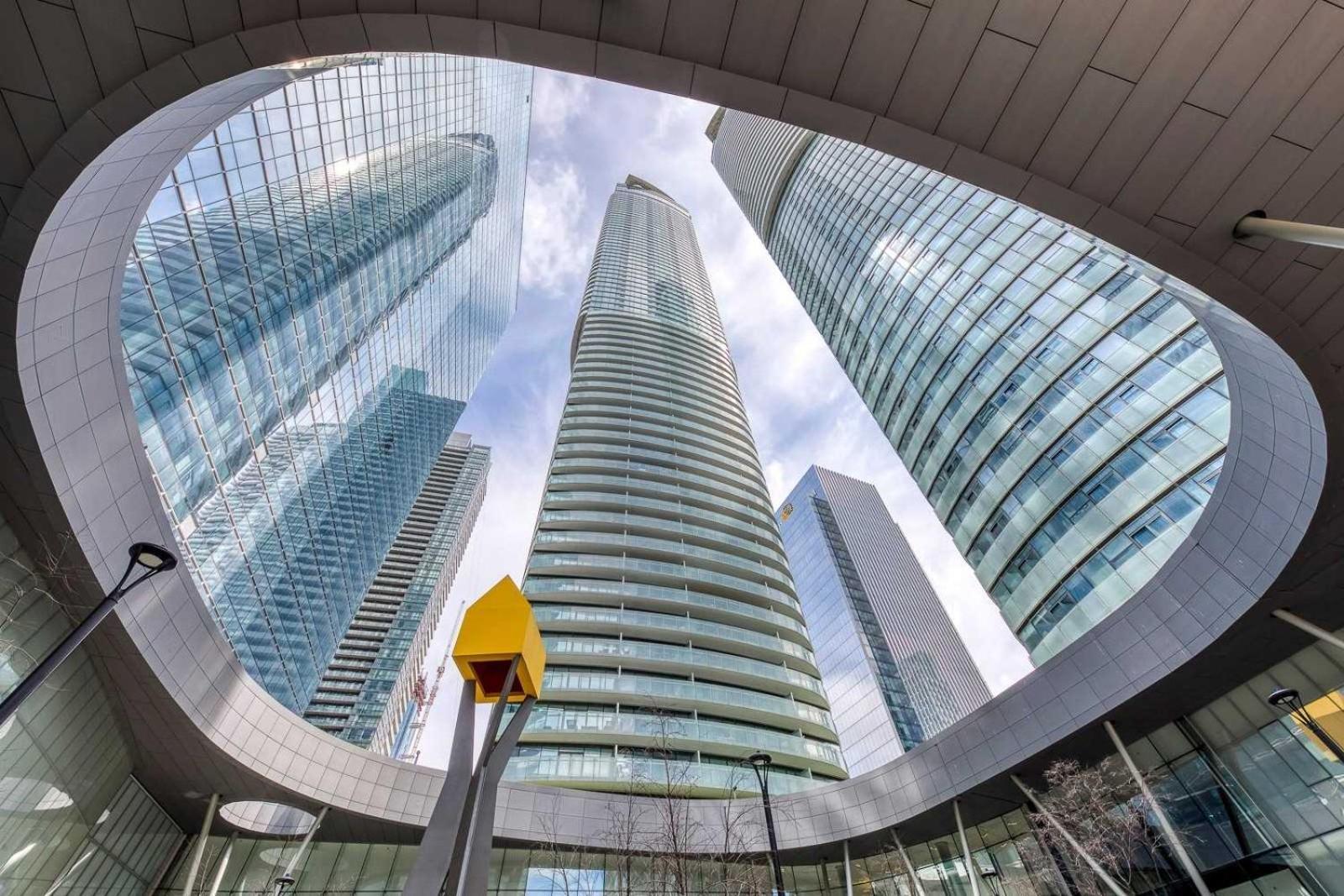 Grand Royal Suites Toronto Exterior foto